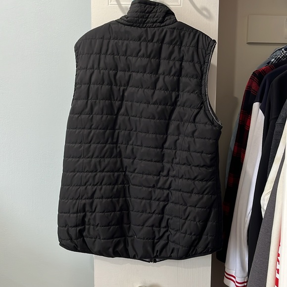 Sleeveless vest. Size M woman . - Picture 2 of 3